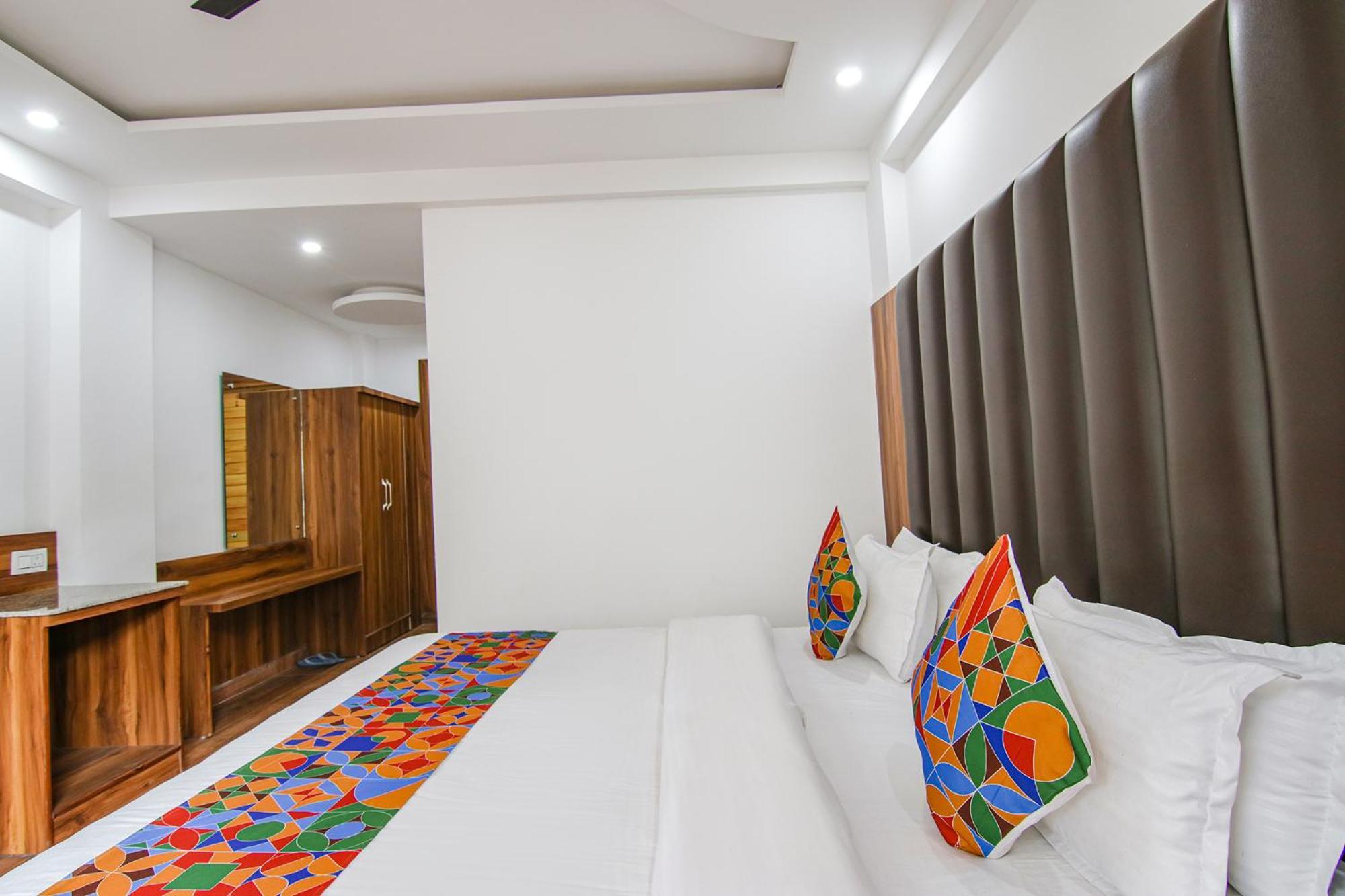 Fabhotel Ayana Inn 다람샬라 외부 사진